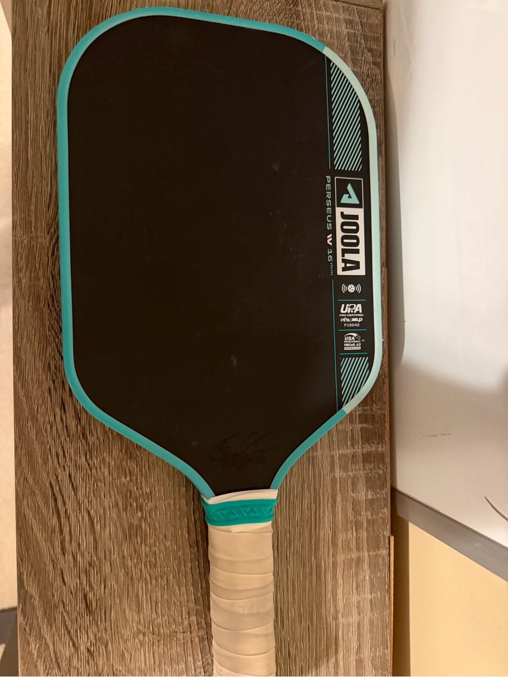 JOOLA Teal & Black Pickleball Paddle - Lightweight Performance